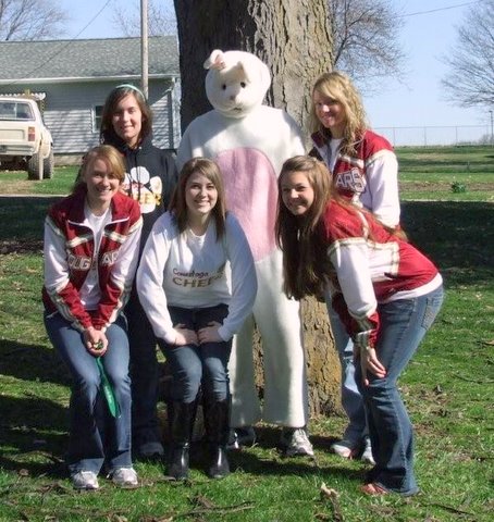 EASTER_BUNNY__CHEERLEADERS