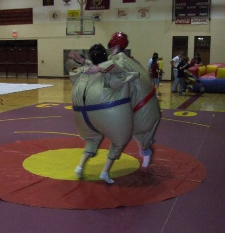2010-04-10_Conestoga_Prom_Fun-Sumo_Wrestling