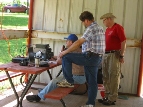06-26-2010_Scouts__Ham_Radio_operators__Young_Park_4