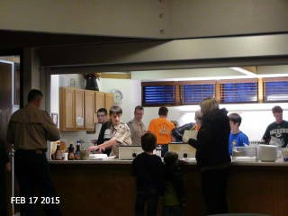 2015-02-17 Scouts_busy_kitchen