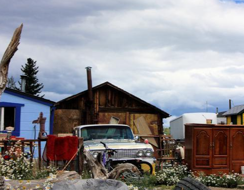 2022 05 04 junk house