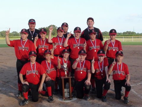 07-14-2010_NWSLTR_2010-07-11_Nehawka_PeeWees_Win_County_Tourn.__Syracuse_012