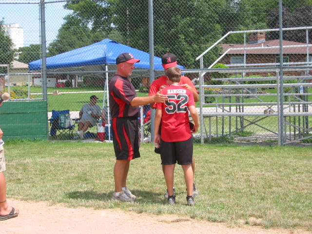 2010-07-17_Nehawka_Angels_PONY_Michael_Hanssen_receives_2nd_Place_Medal