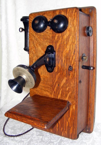07-14-2010_Nwslttr_Crank_phone